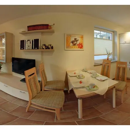 Kurparkresidenz Strandpromenade - Ferienwohnung 01 * Timmendorfer Strand
