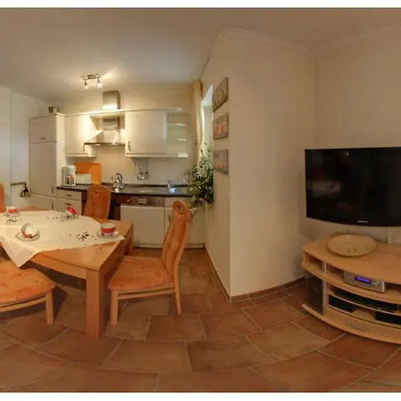 Kurparkresidenz Strandpromenade - Ferienwohnung 01 Daire